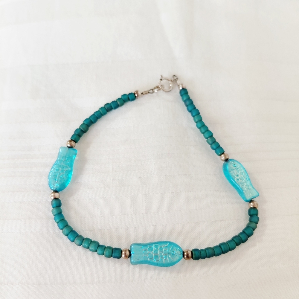 Sterling Silver Blue Fish Bead Bracelet
